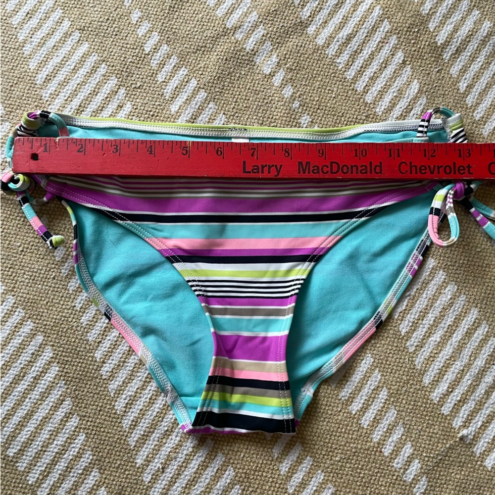4/$20➡️ La Vie En Rose Multicolor Striped Bikini Bottom Loop Ties – Size Small - Picture 10 of 11